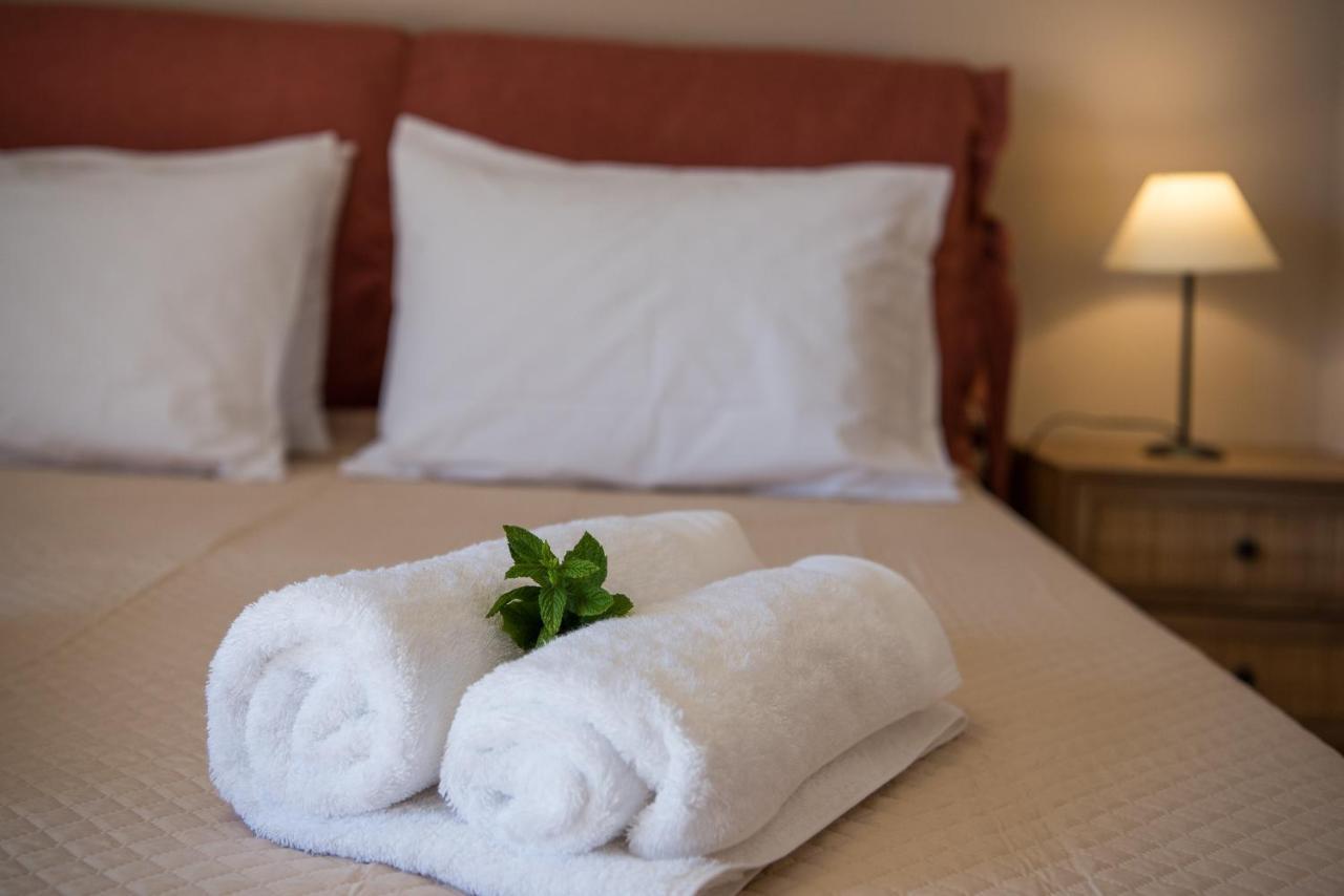 Akrotiri Sea View Suites Extérieur photo