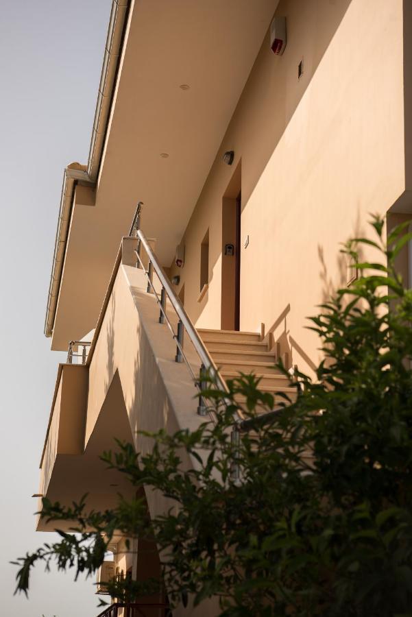 Akrotiri Sea View Suites Extérieur photo