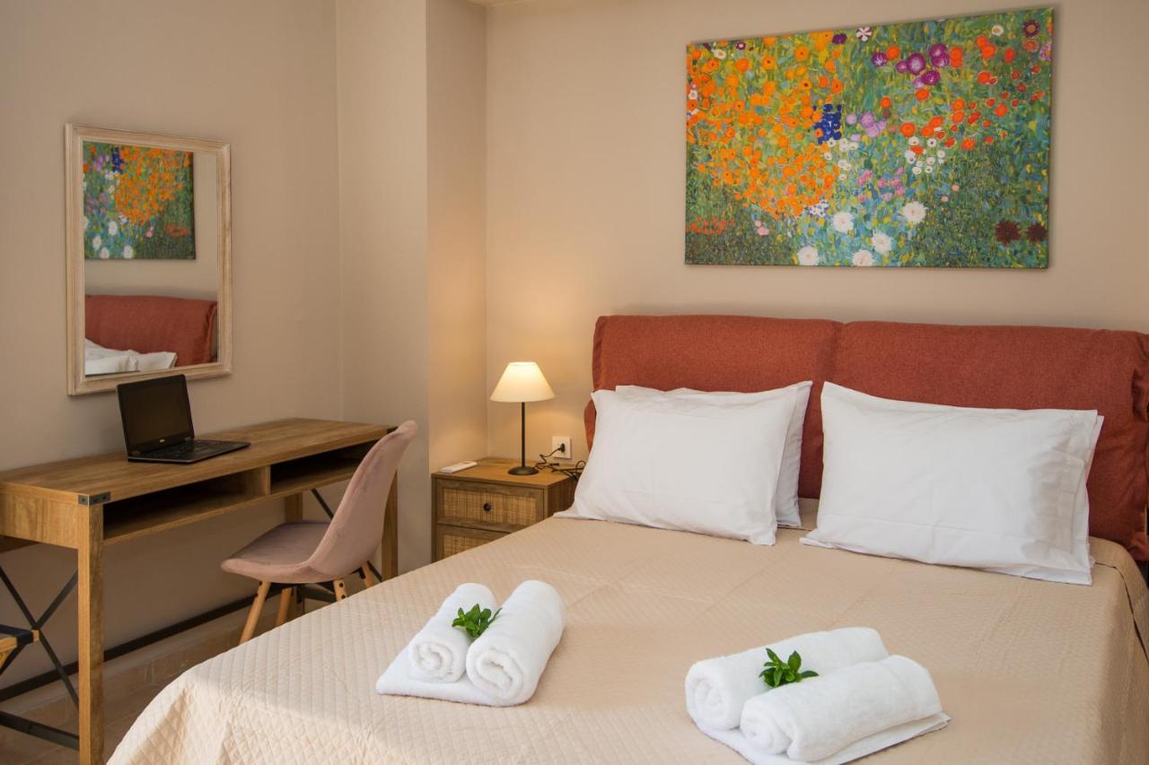 Akrotiri Sea View Suites Extérieur photo